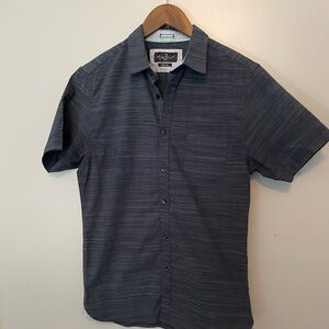 Across the pond Men’s Button Up Shirt Blue Size Medium